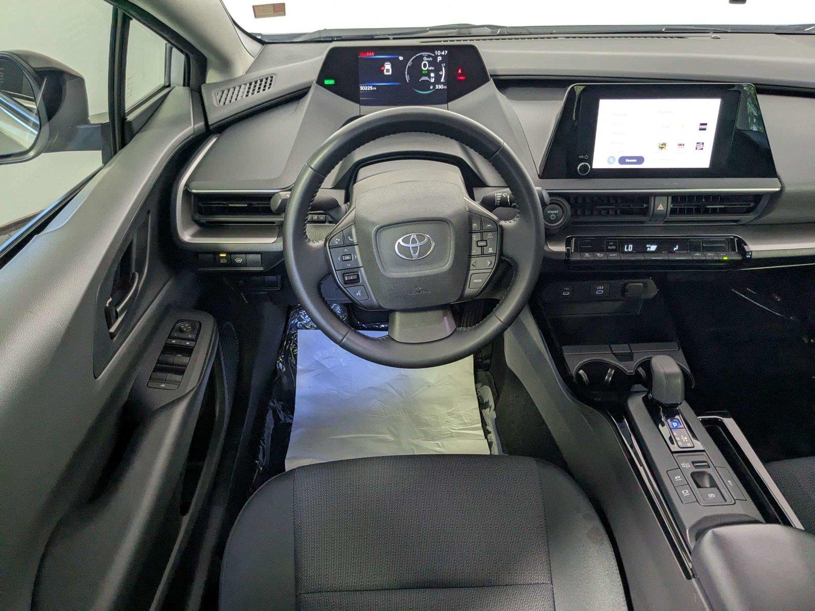 Used 2025 Cutting Edge Toyota LE image 38