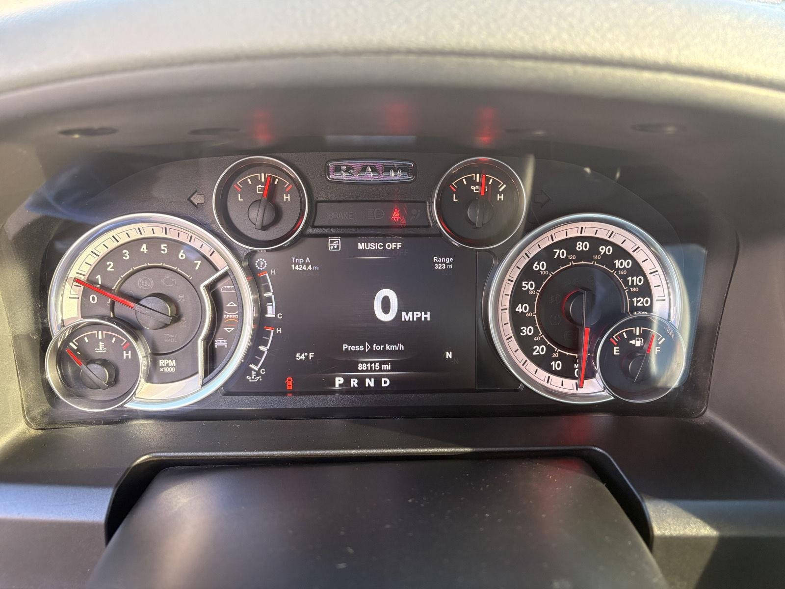 Used 2018 True Blue Pearlcoat Ram Big Horn image 16