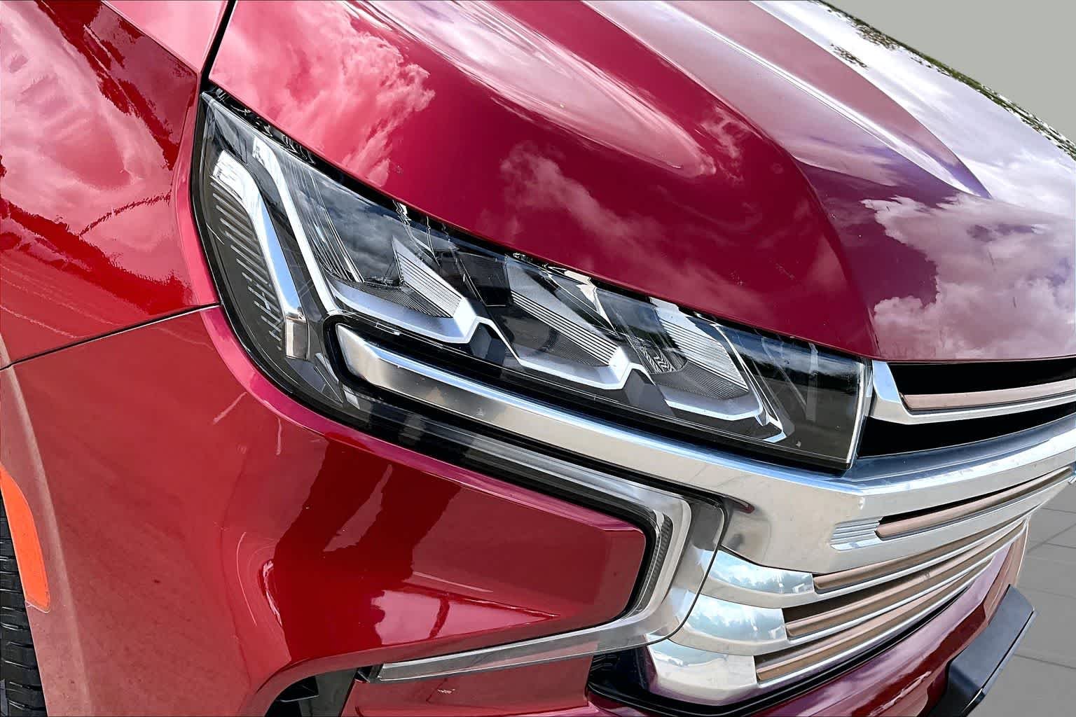 Used 2023 Radiant Red Tintcoat Chevrolet High Country image 28