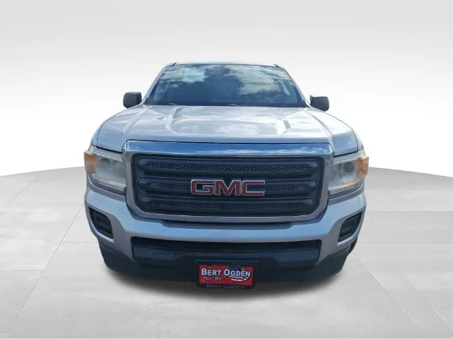 Used 2016 Silver GMC Base image 2