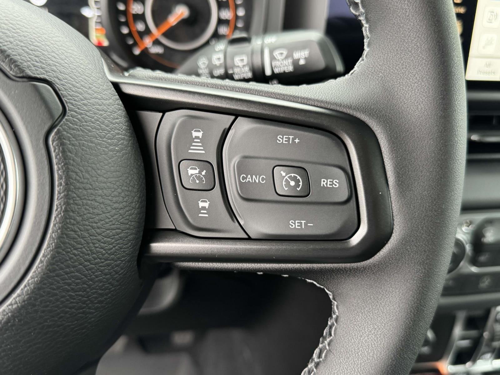 2025 Jeep Wrangler 4-Door Rubicon - Photo 9