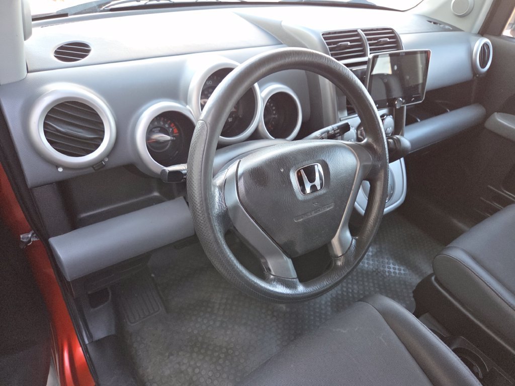 Used 2004  Honda LX image 17