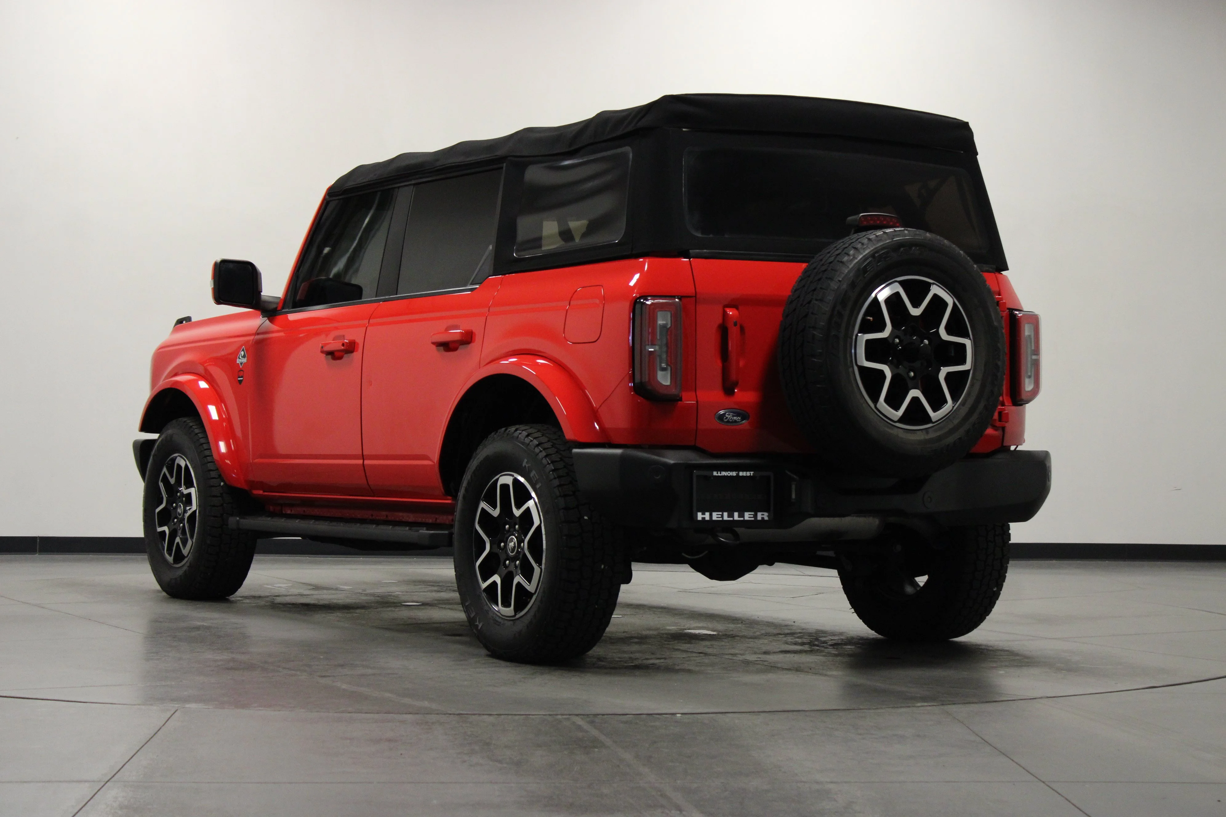Used 2022 Race Red Ford Outer Banks image 6