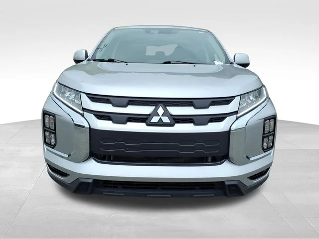 Used 2024 Black Mitsubishi 2.0 ES image 15