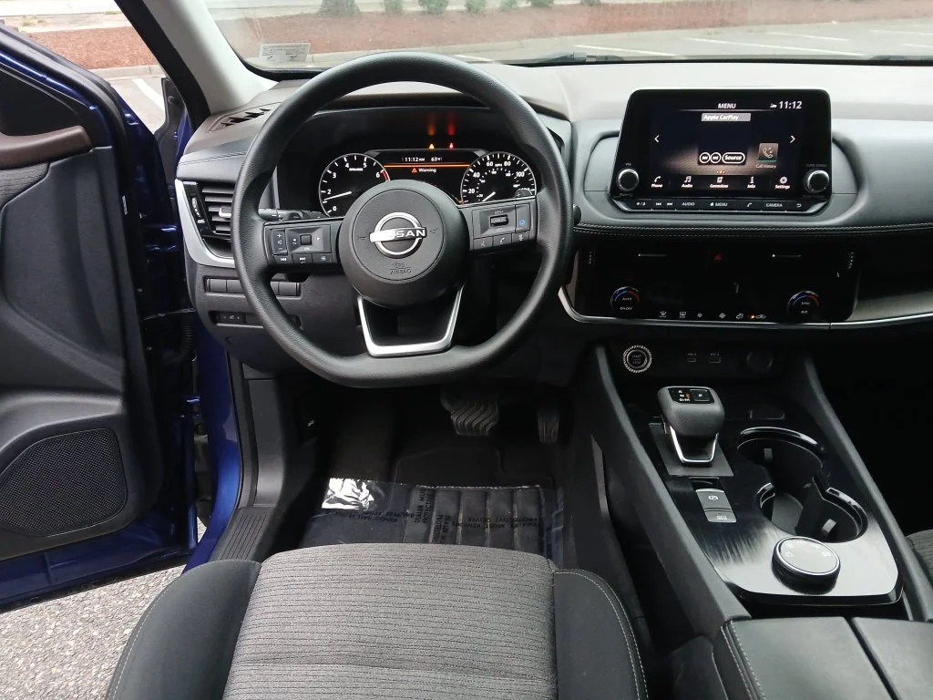 Used 2022 Blue Nissan SV image 14