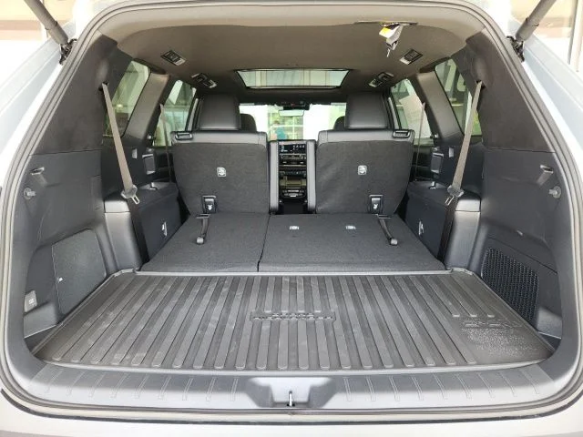 New 2026 Cement Toyota MAX Platinum image 24