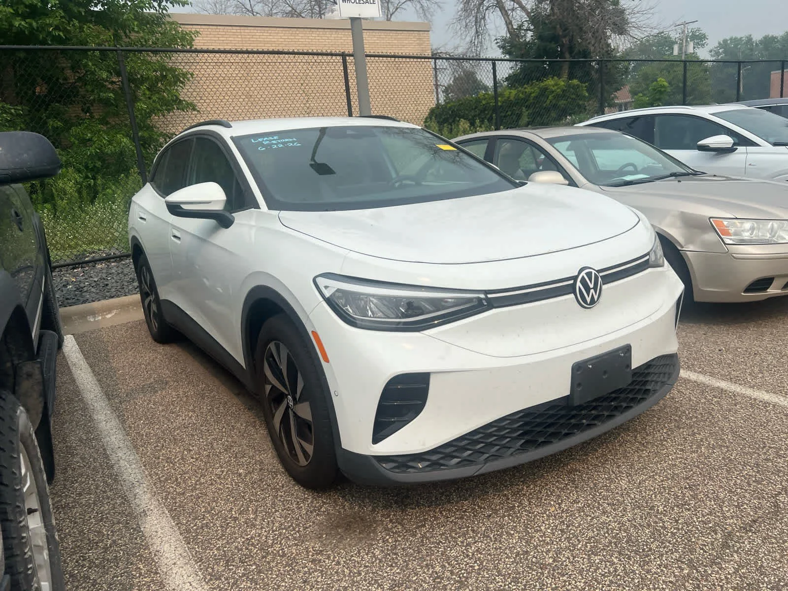 Used 2024 Volkswagen ID.4 STANDARD with VIN 1V2BMPE8XRC011828 for sale in Minneapolis, MN