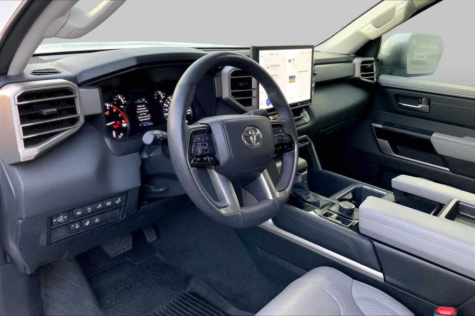 Used 2023 Ice Cap Toyota Limited image 17
