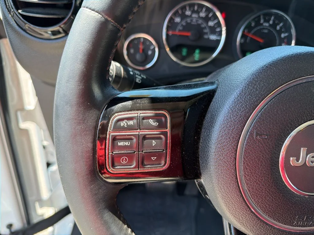 Used 2014 White Jeep Unlimited Sahara image 49