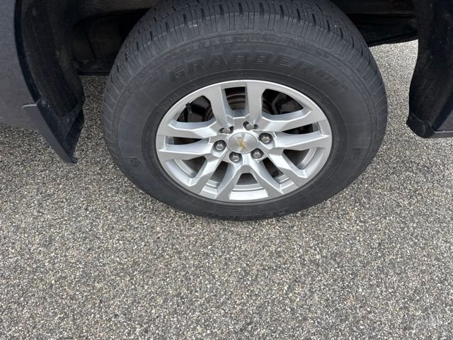 Used 2020 Gray Chevrolet LT image 26