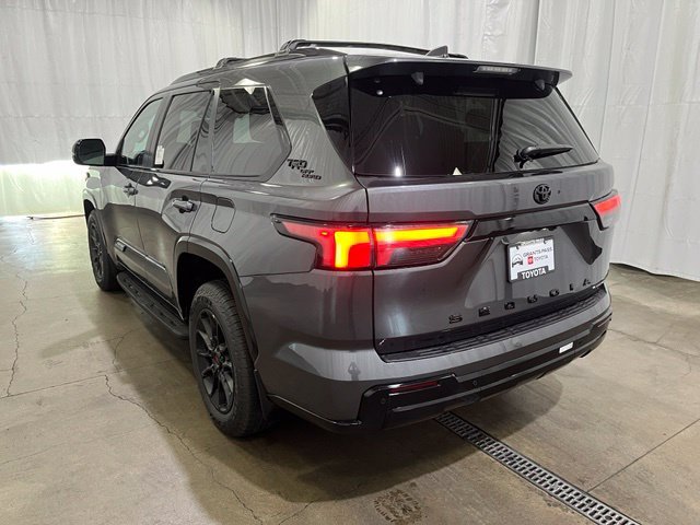 New 2026 Magnetic Gray Metallic Toyota  Platinum image 6