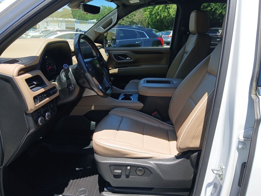 Used 2021 White Chevrolet Premier image 20