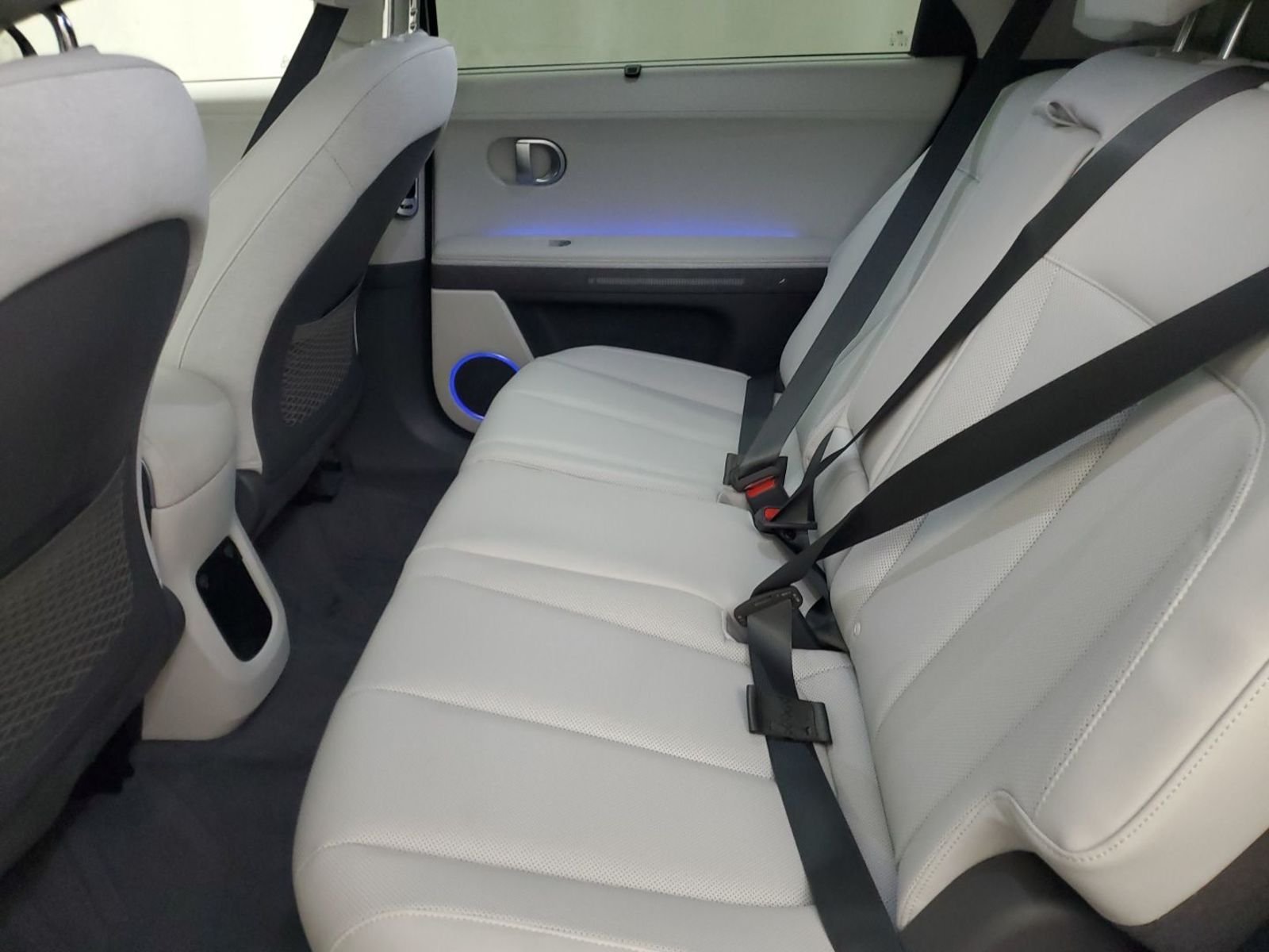 Used 2024 White Hyundai Limited image 10