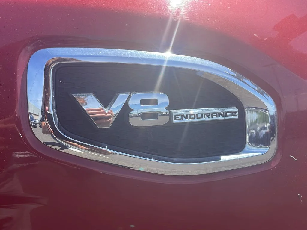 Used 2017 Cayenne Red Nissan SV image 32