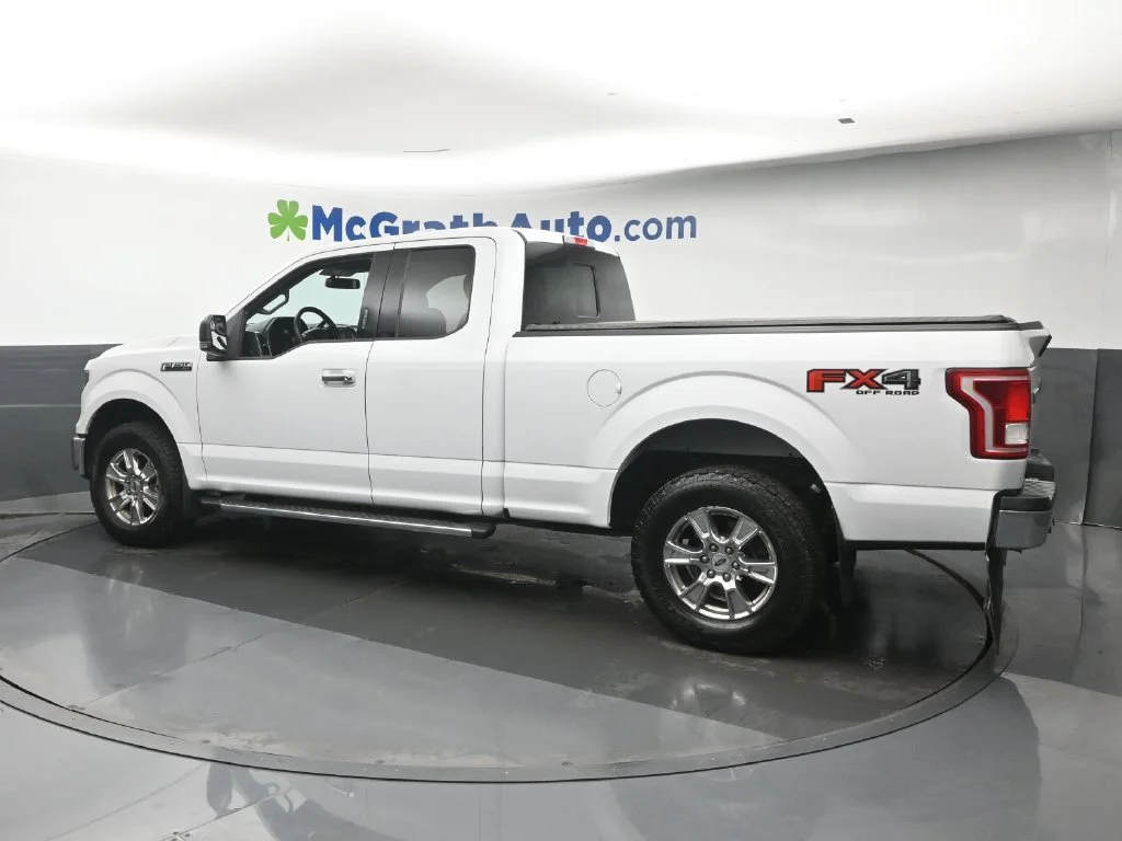 Used 2017 White Ford XLT image 25