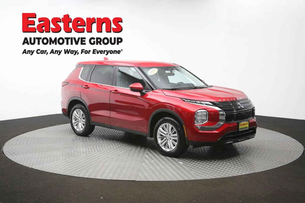 Used 2024 Red Mitsubishi ES image 48
