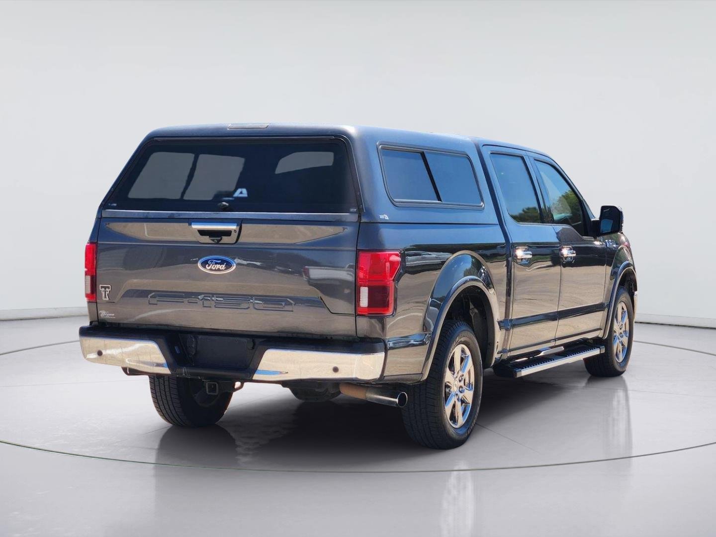 Used 2020 Magnetic FORD Lariat image 4