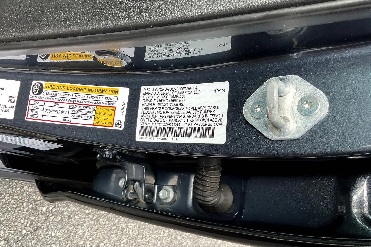 Used 2025 Meteorite Gray Metallic Honda Touring image 34