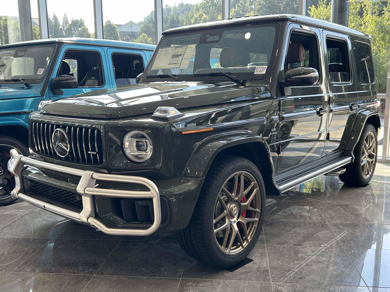 New 2027 MANUFAKTUR customer request glossy paint finish Mercedes-Benz AMG® G 63 SUV image 6