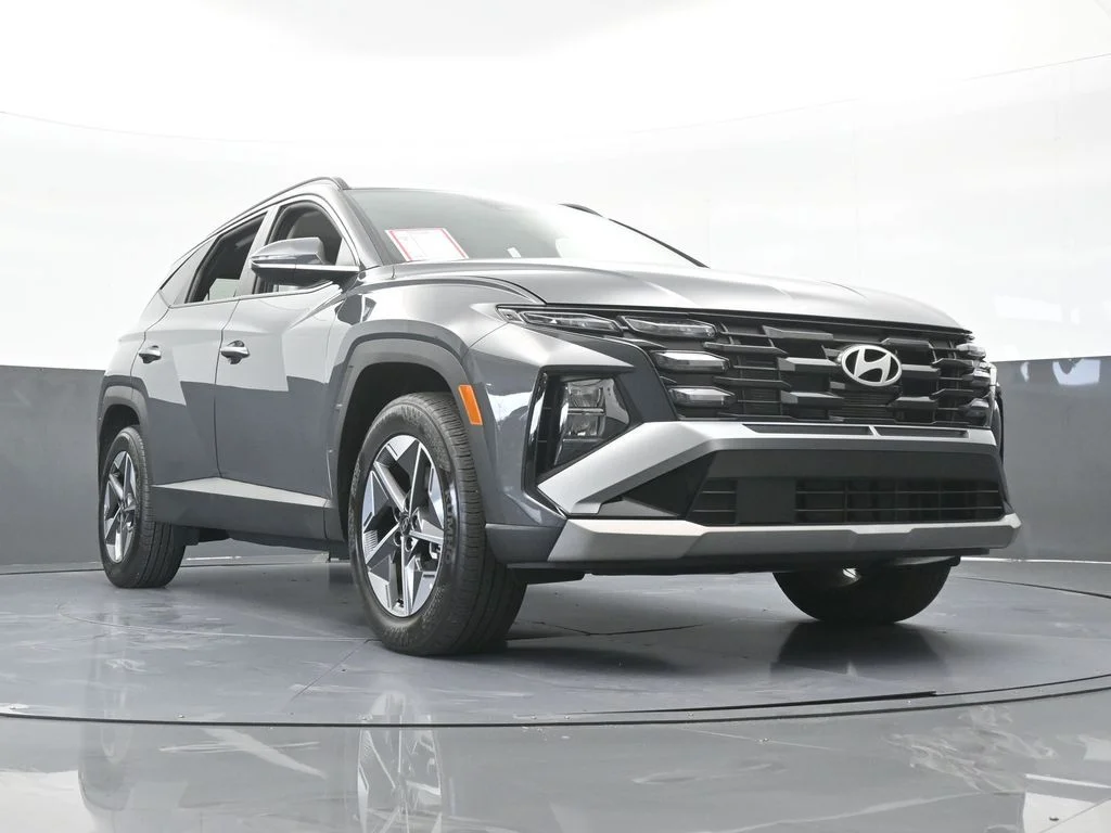 Used 2025 Ecotronic Gray Hyundai SEL Convenience image 66