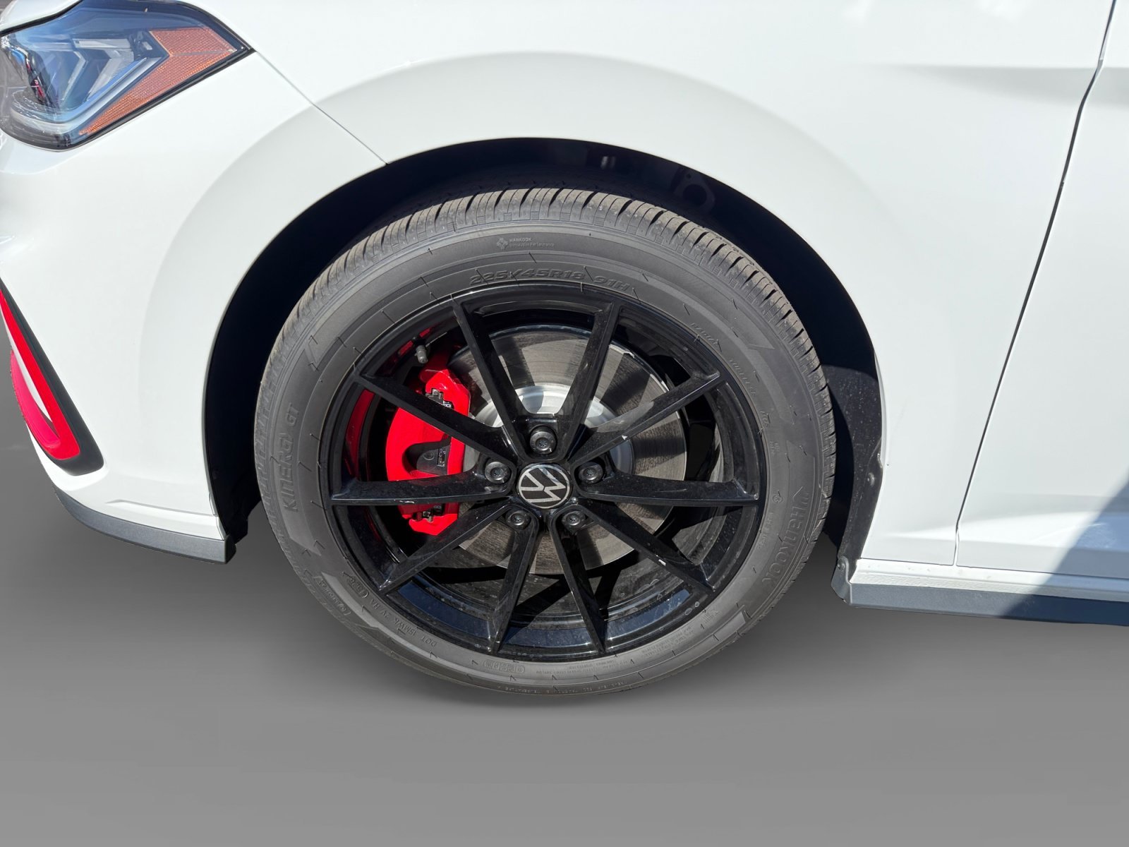 New 2027 Pure White Volkswagen Autobahn image 9
