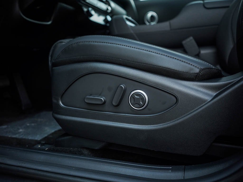 New 2026 Abyss Black Pearl Hyundai SEL Premium 7P AWD image 21