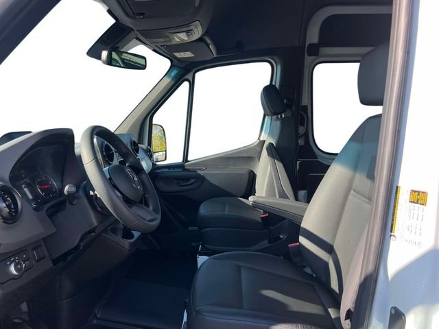 2026 Mercedes-Benz Sprinter Crew Van Base - Photo 18