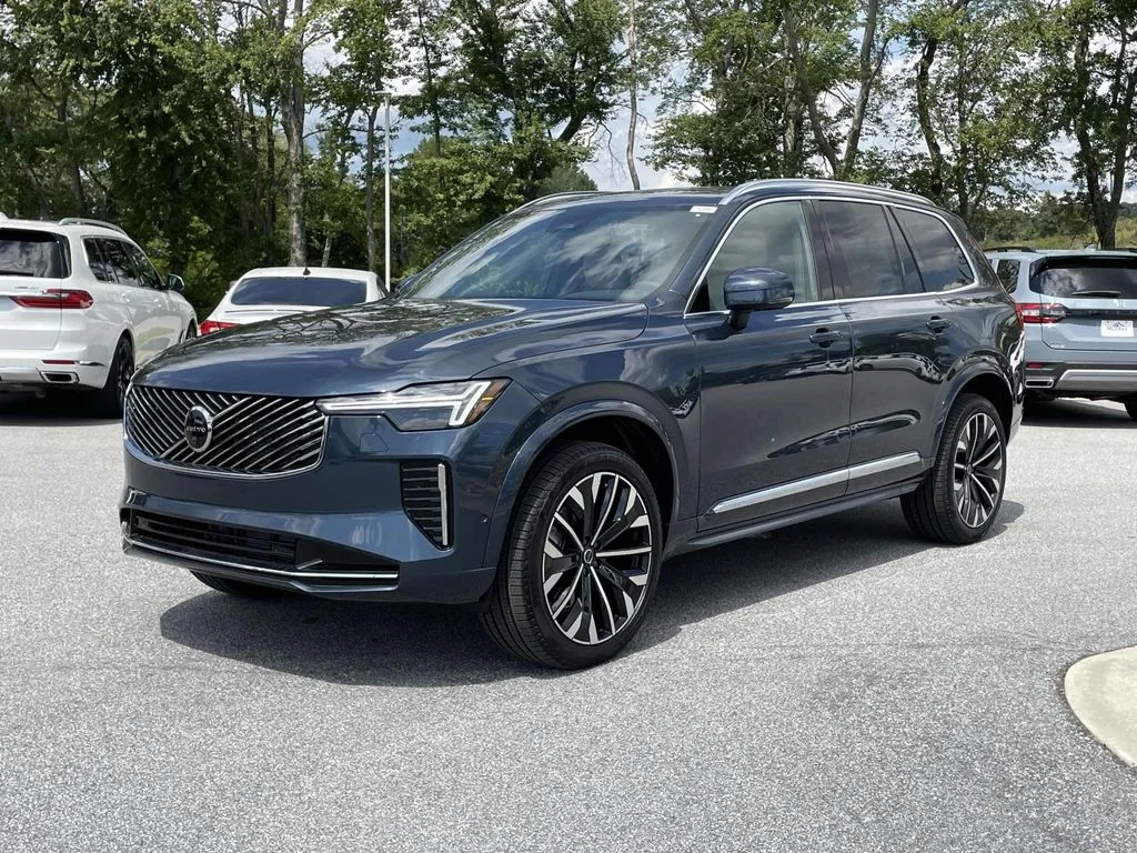 2026 Volvo XC90 Plus - Photo 18