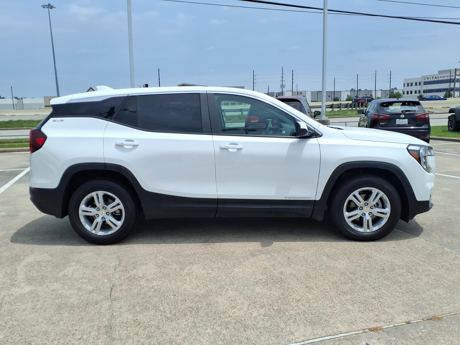 2024 GMC Terrain SLE - 3