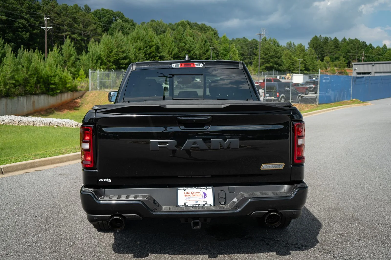 New 2026 Diamond Black Crystal Pearl-Coat Exterior Paint RAM Big Horn with DC 650 Supercharged Package image 22