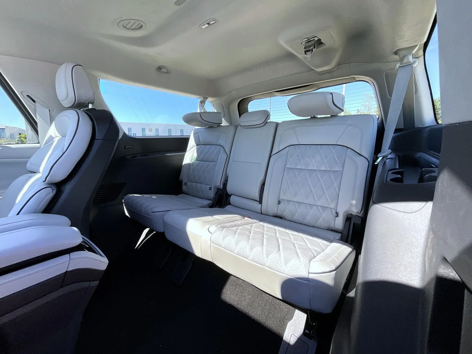 New 2026 White Lincoln Black Label image 20