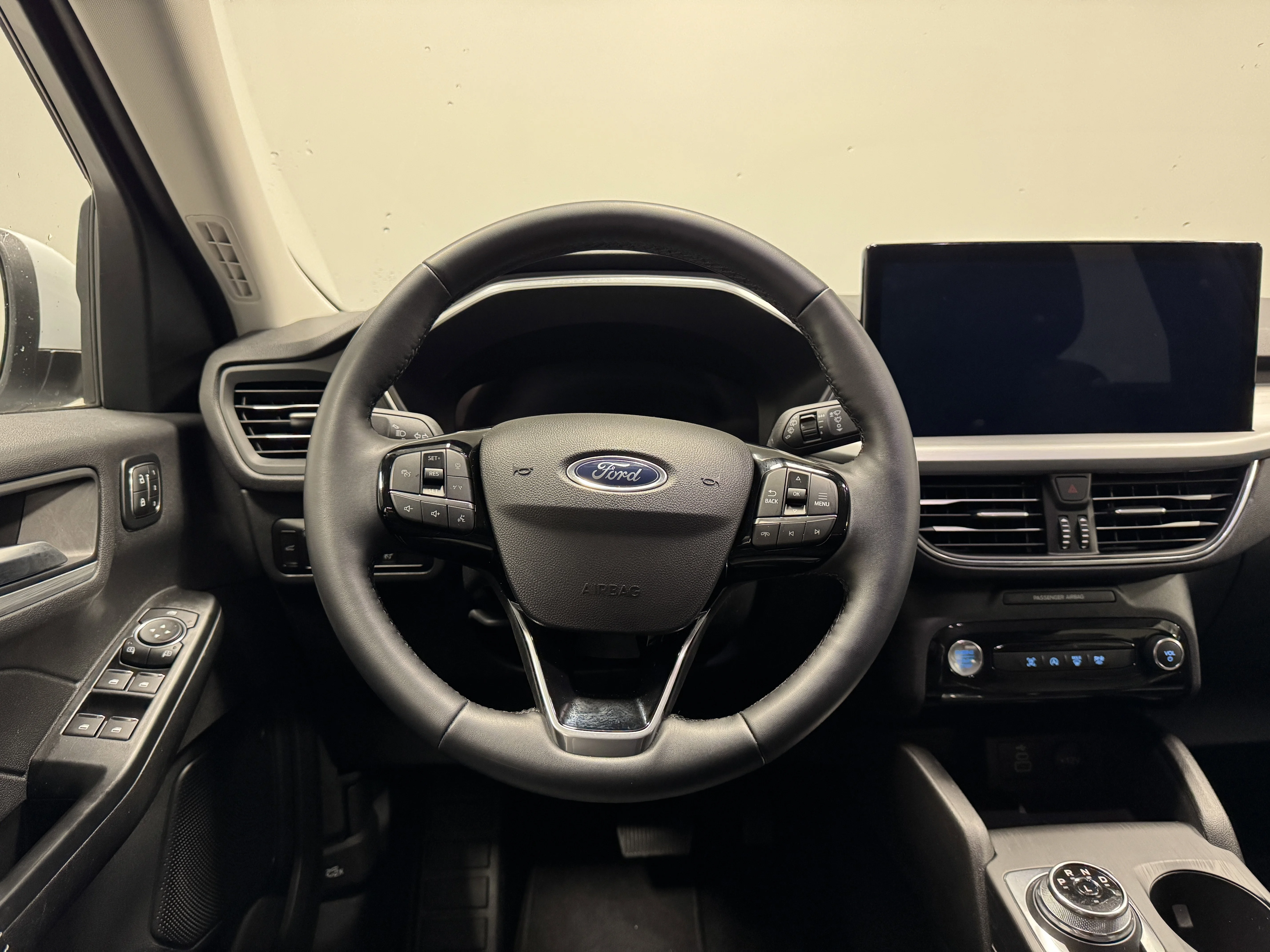 Used 2025 Space Silver Metallic Ford Platinum image 20