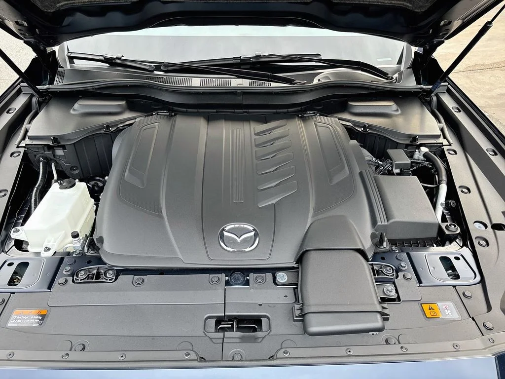 Certified Used 2025 Crystal Blue Mazda 3.3 Turbo Select image 30