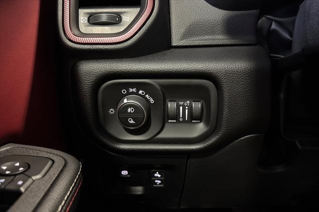 2026 RAM 1500 Rebel - Photo 25