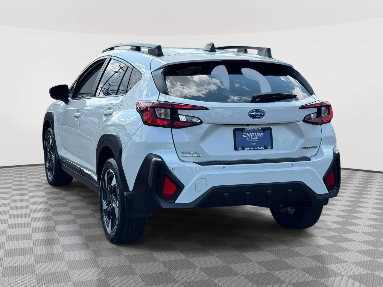Used 2024 Crystal White Pearl Subaru Limited image 7