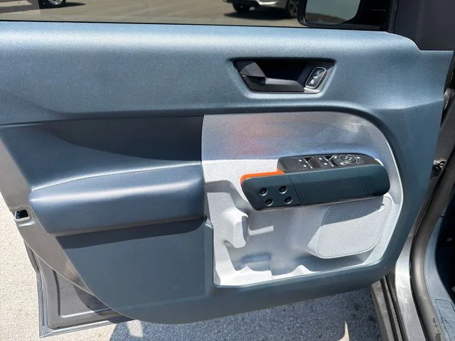 Used 2024 Gray Ford XLT image 16