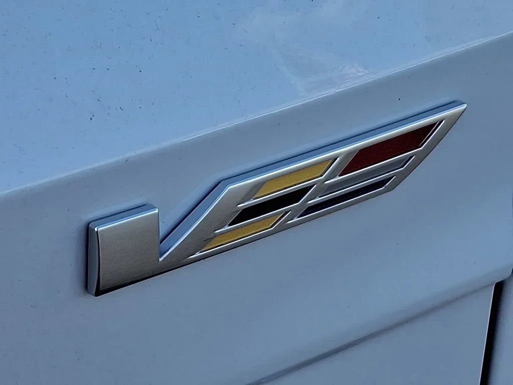 2026 Cadillac LYRIQ V Premium - Photo 12