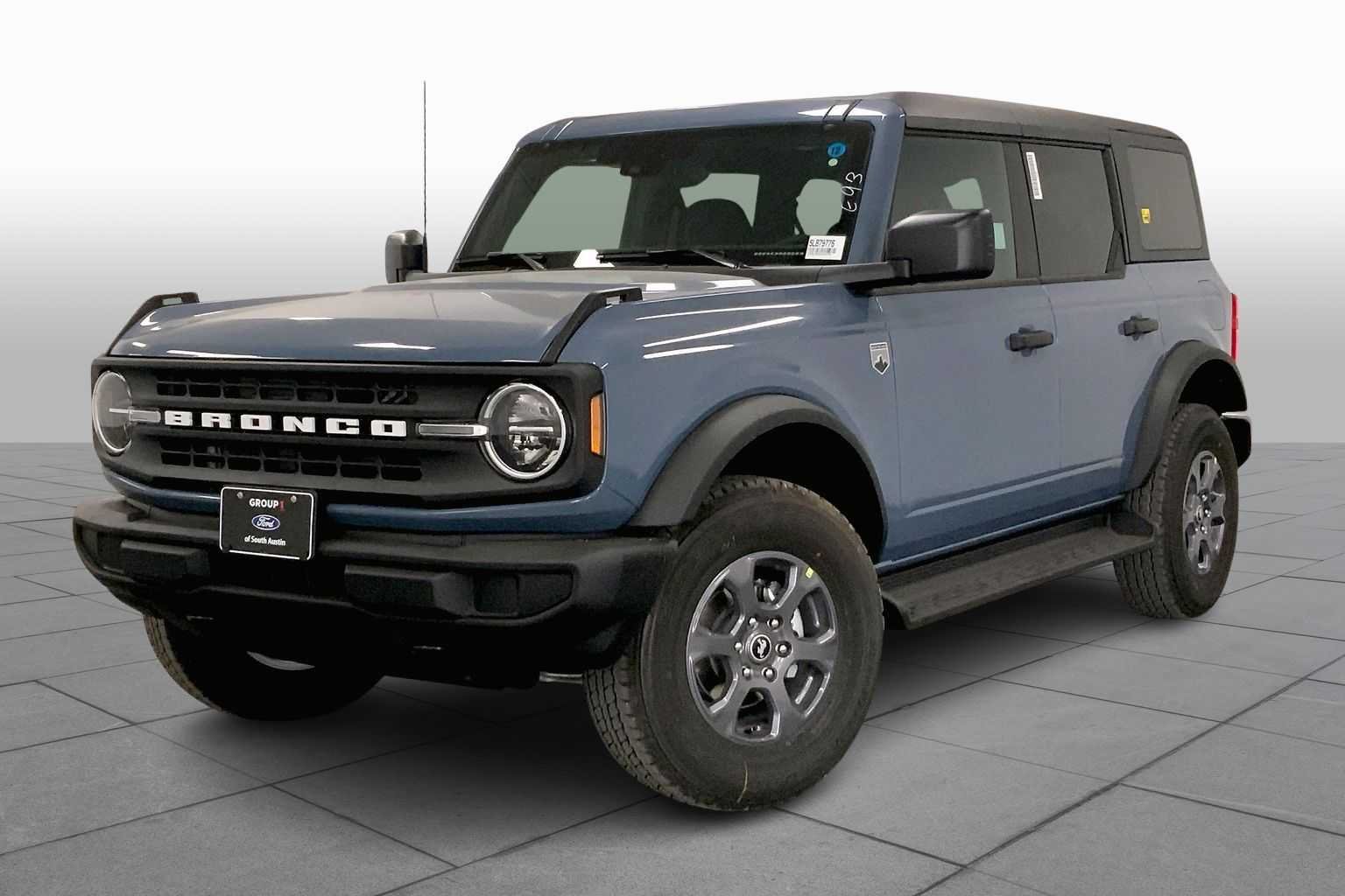 New 2025 Azure Gray Metallic Tri-Coat Ford Big Bend® image 22
