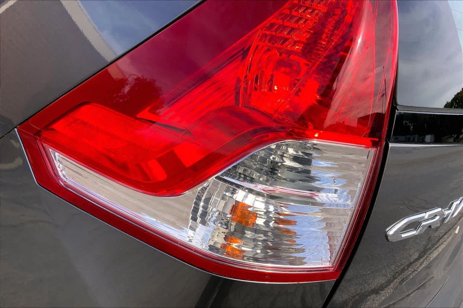 Used 2013 Polished Metal Metallic Honda LX image 27