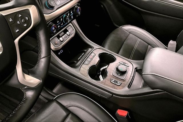 2023 GMC Acadia Denali - Photo 18