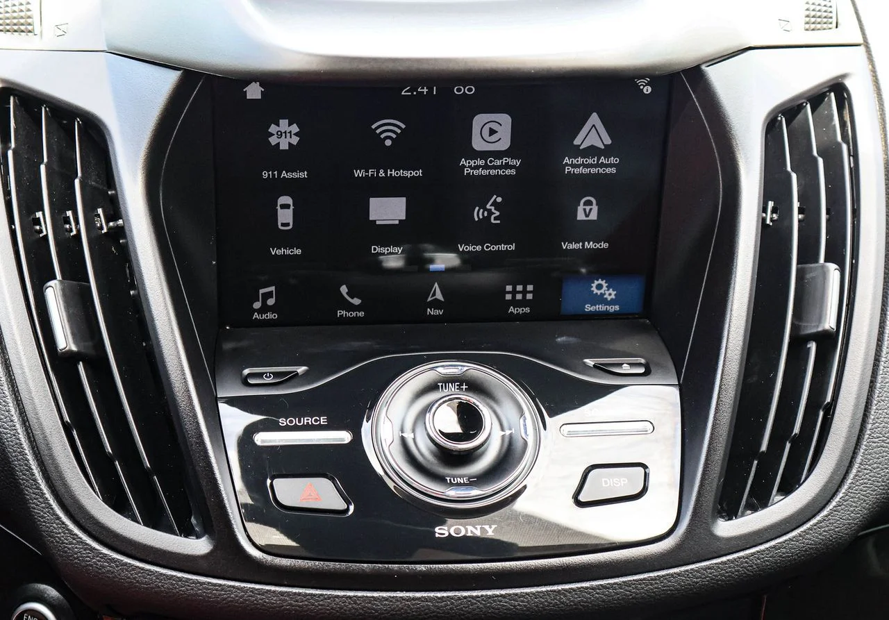 Used 2018 Magnetic Ford Titanium image 18