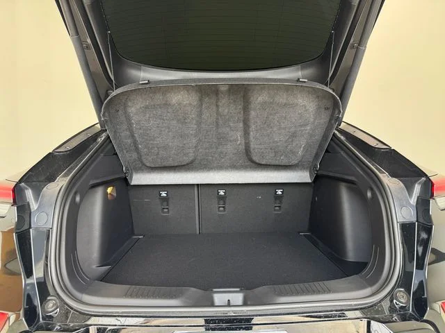Used 2025 Ebony Twilight Metallic Buick Sport Touring image 8