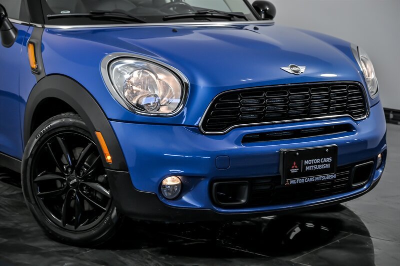 Used 2013 MINI Countryman Countryman S with VIN WMWZC3C5XDWP23331 for sale in Aurora, IL