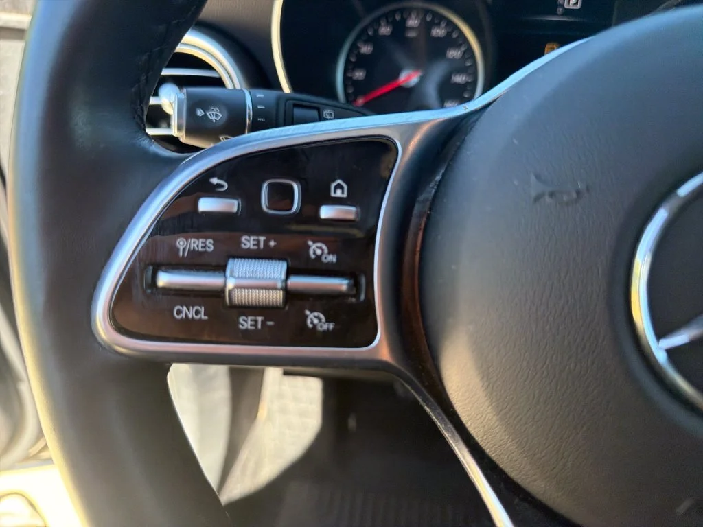 Used 2020 Gray Mercedes-Benz GLC 300 image 24