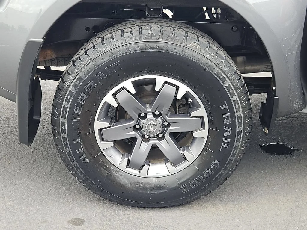 Used 2018 Gray Nissan PRO-4X image 30