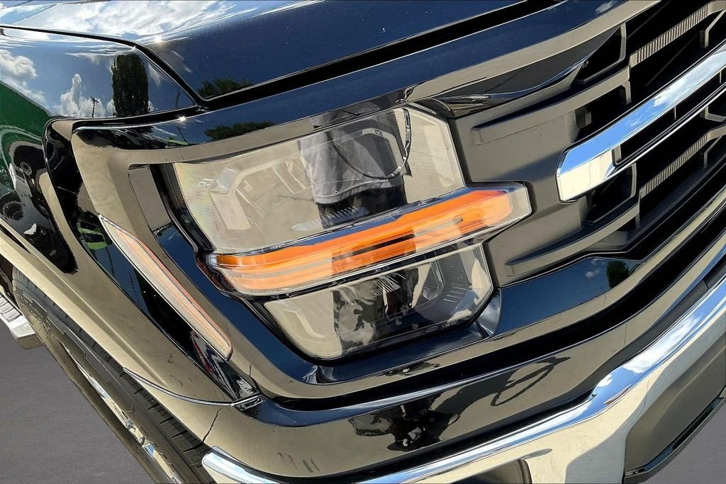 Certified Used 2025 Black Metallic Ford XLT image 32