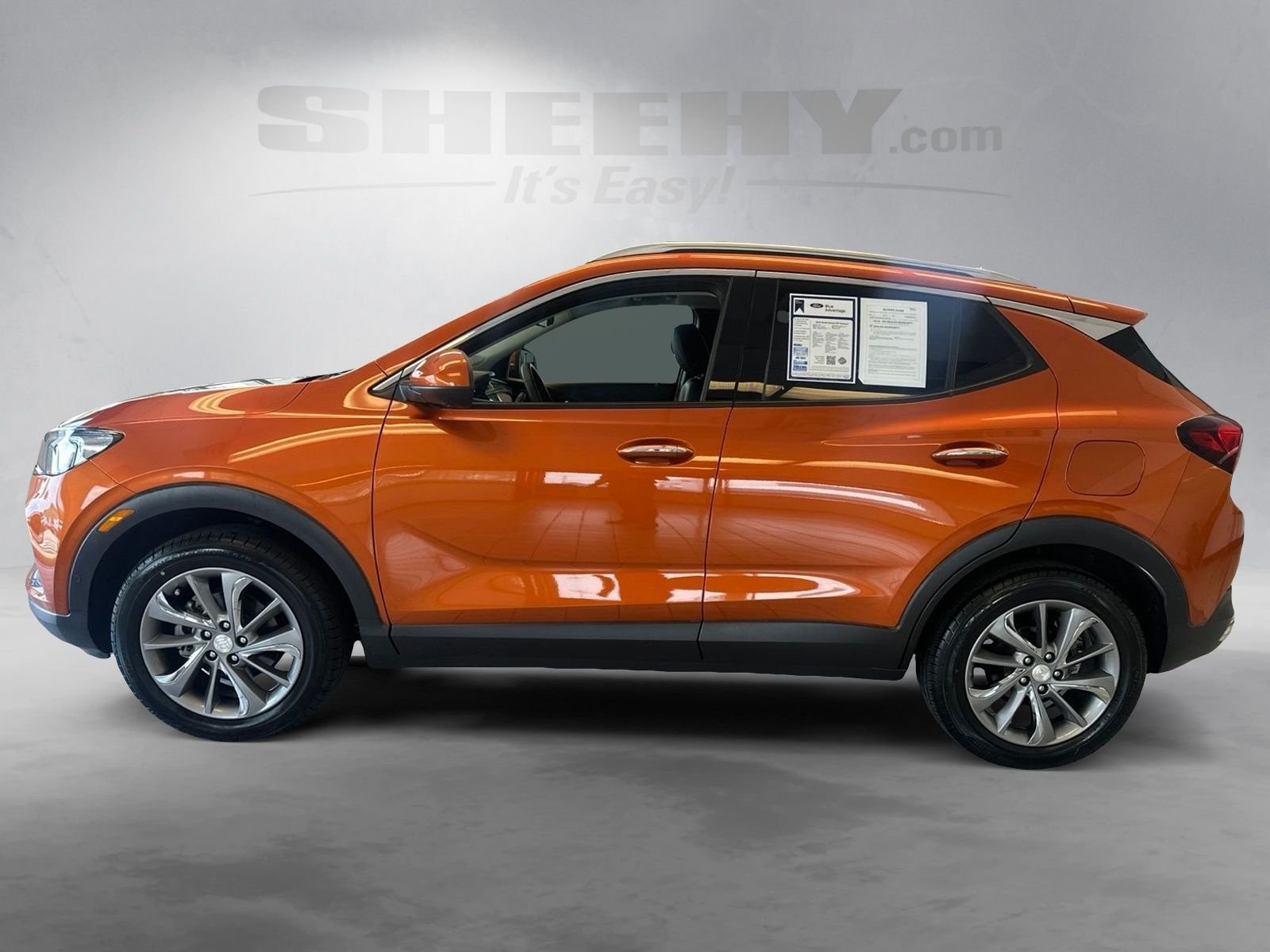 Used 2022 Orange Buick Essence image 14