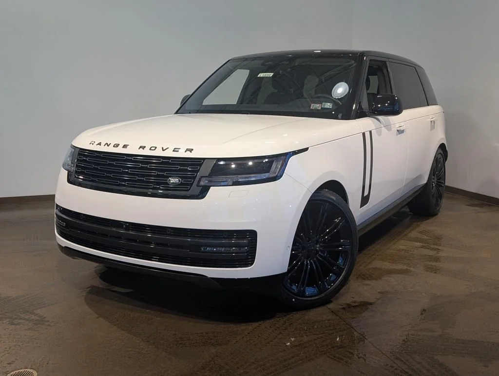 2026 Land Rover Range Rover 3.0 SE LWB 7's photo
