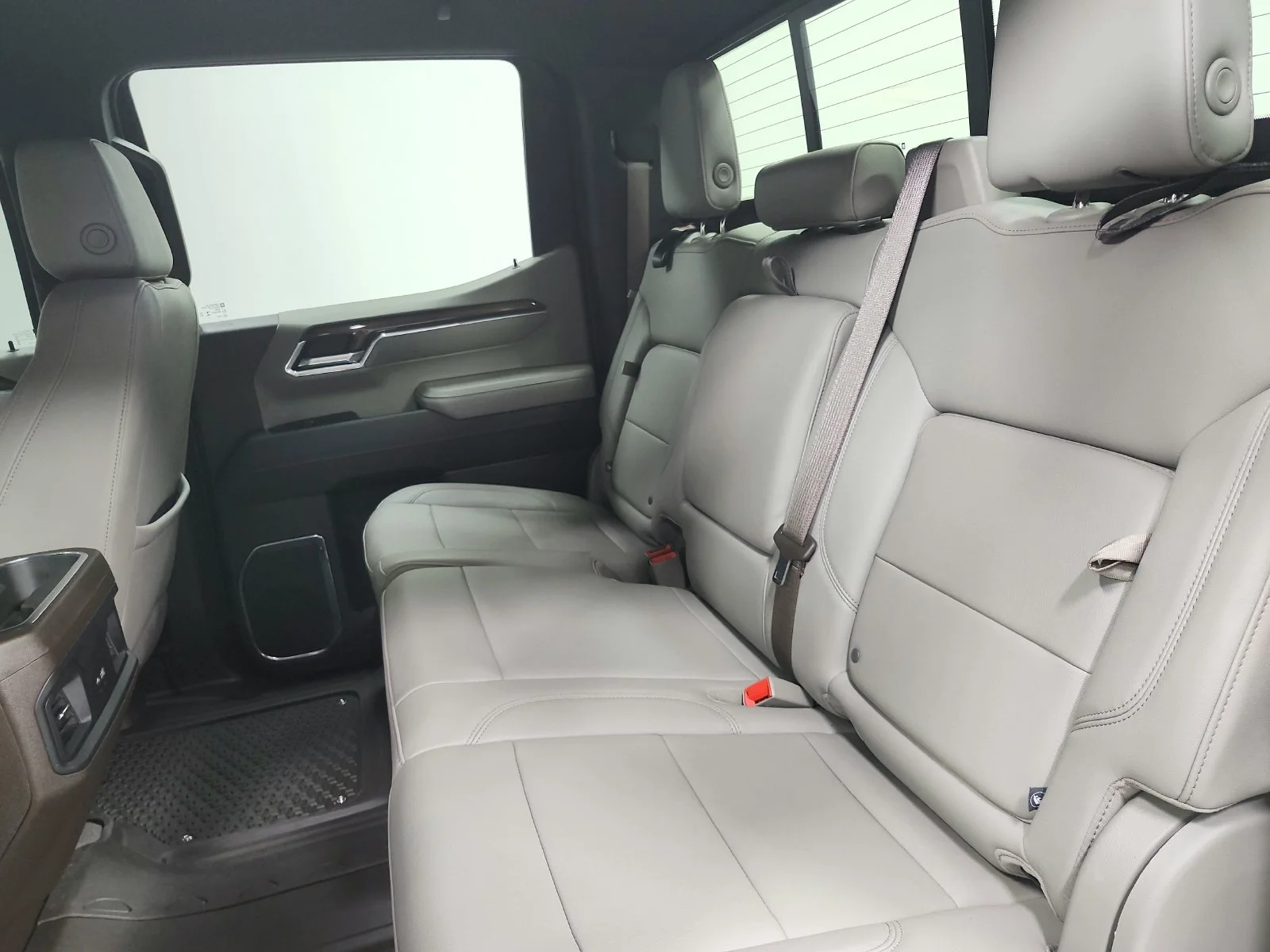 Used 2024 Black Chevrolet RST image 39