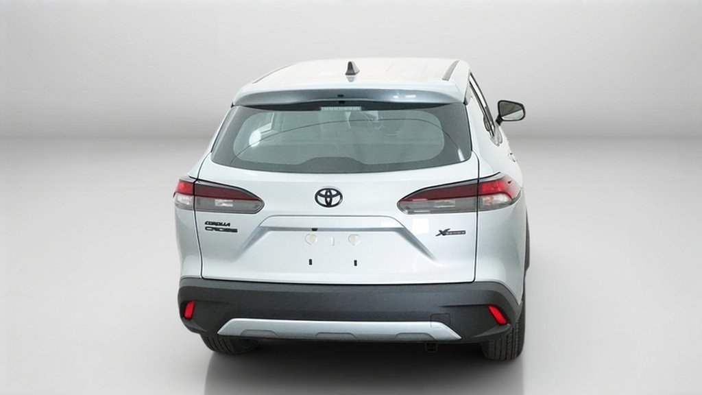 New 2026 Sonic Silver Toyota L image 12